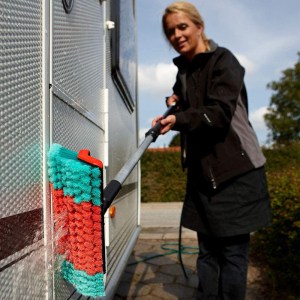 Vikan 524752 Washing Brush + 297152C Telescopic Handle 1060-1600 mm